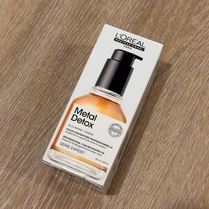 L’Oréal Metal Detox Hair Oil